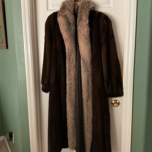 Full Length Mink Coat - Picture 1 of 2